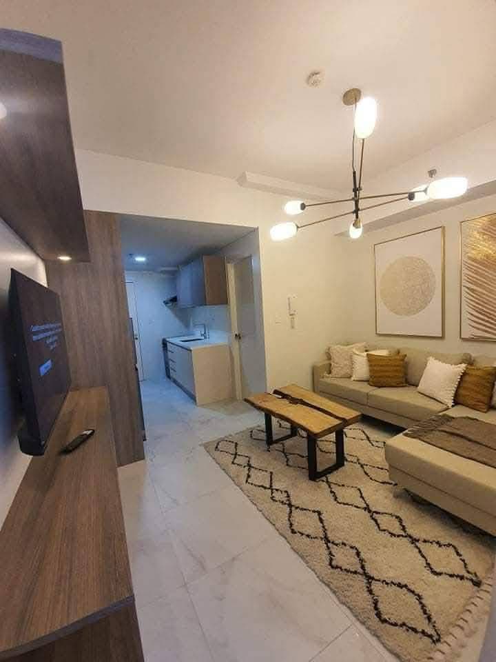 Minimum 1 year contract - photo 7