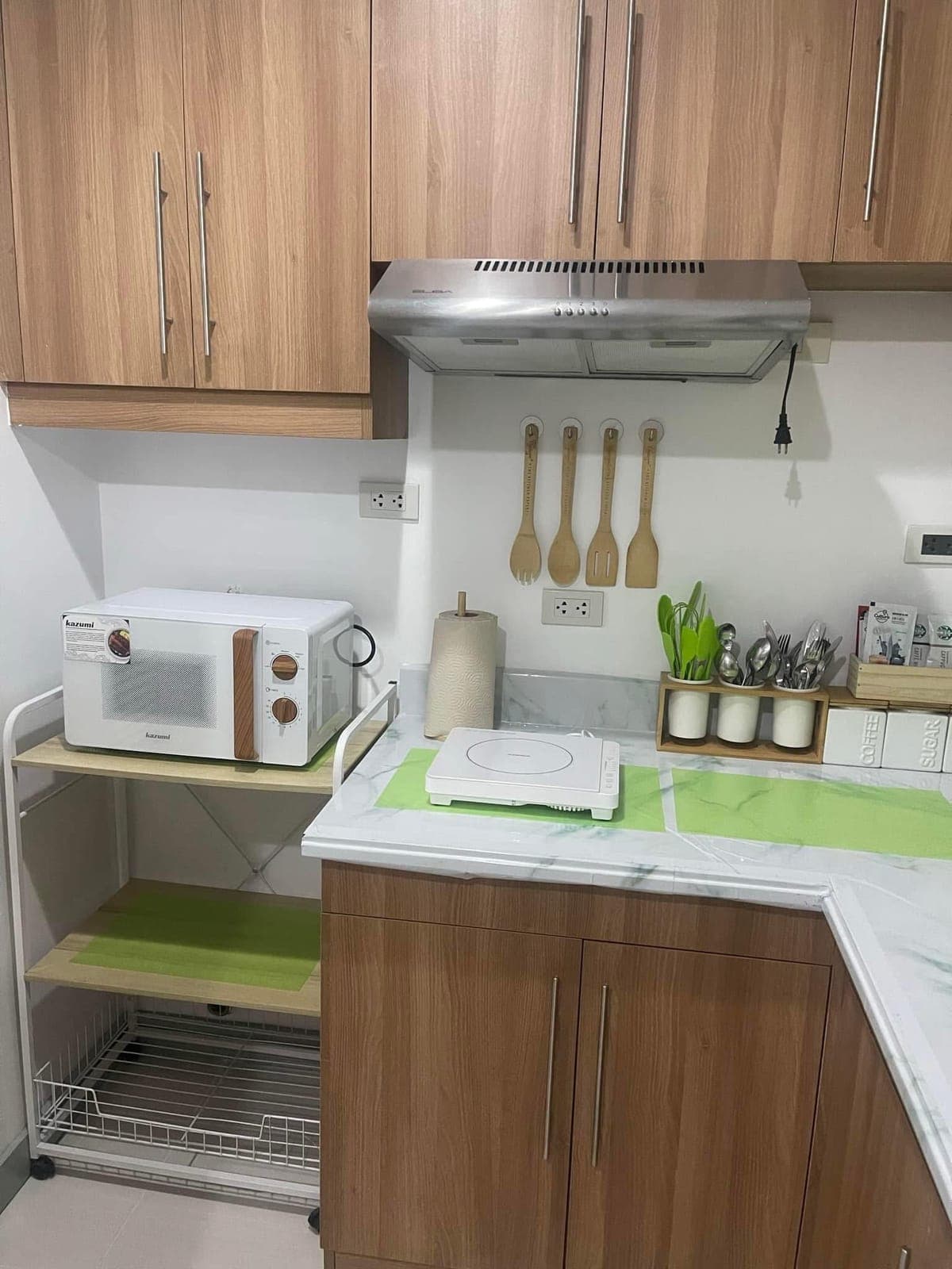 # **FOR RENT: 1BR Zinnia South Tower** - photo 1