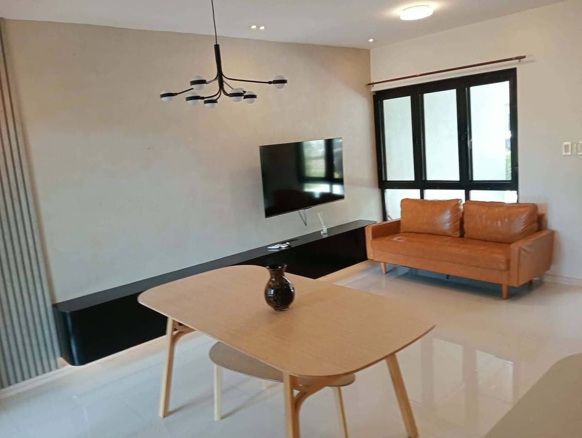 House for rent - photo 2