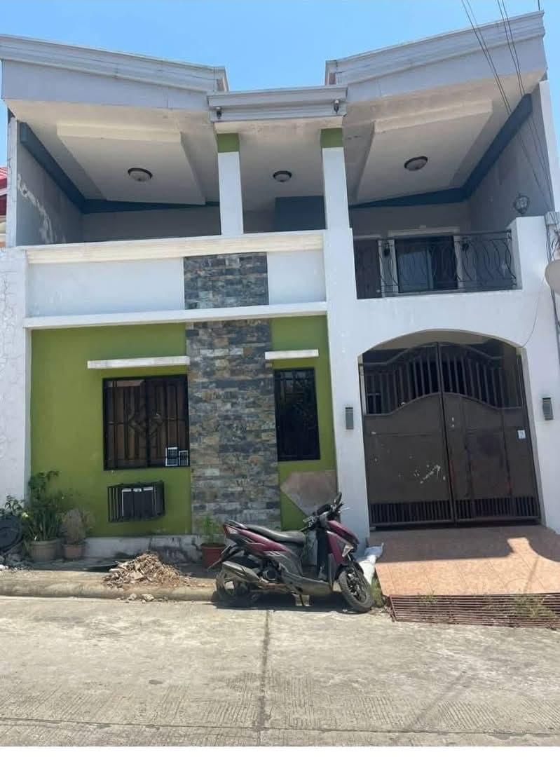 HOUSE FOR RENT | 2ND FLOOR PRIVATE UNIT - photo 1