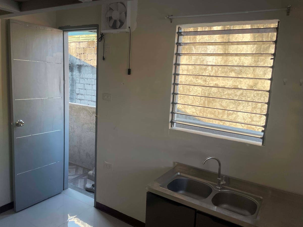 Studio, Loft type bed, - photo 3