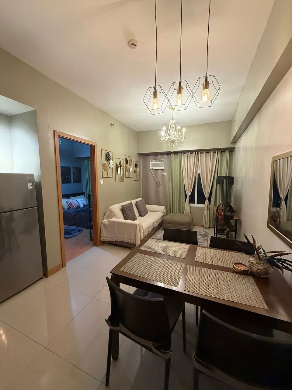 1 Bedroom for Lease The Trion Towers - photo 2