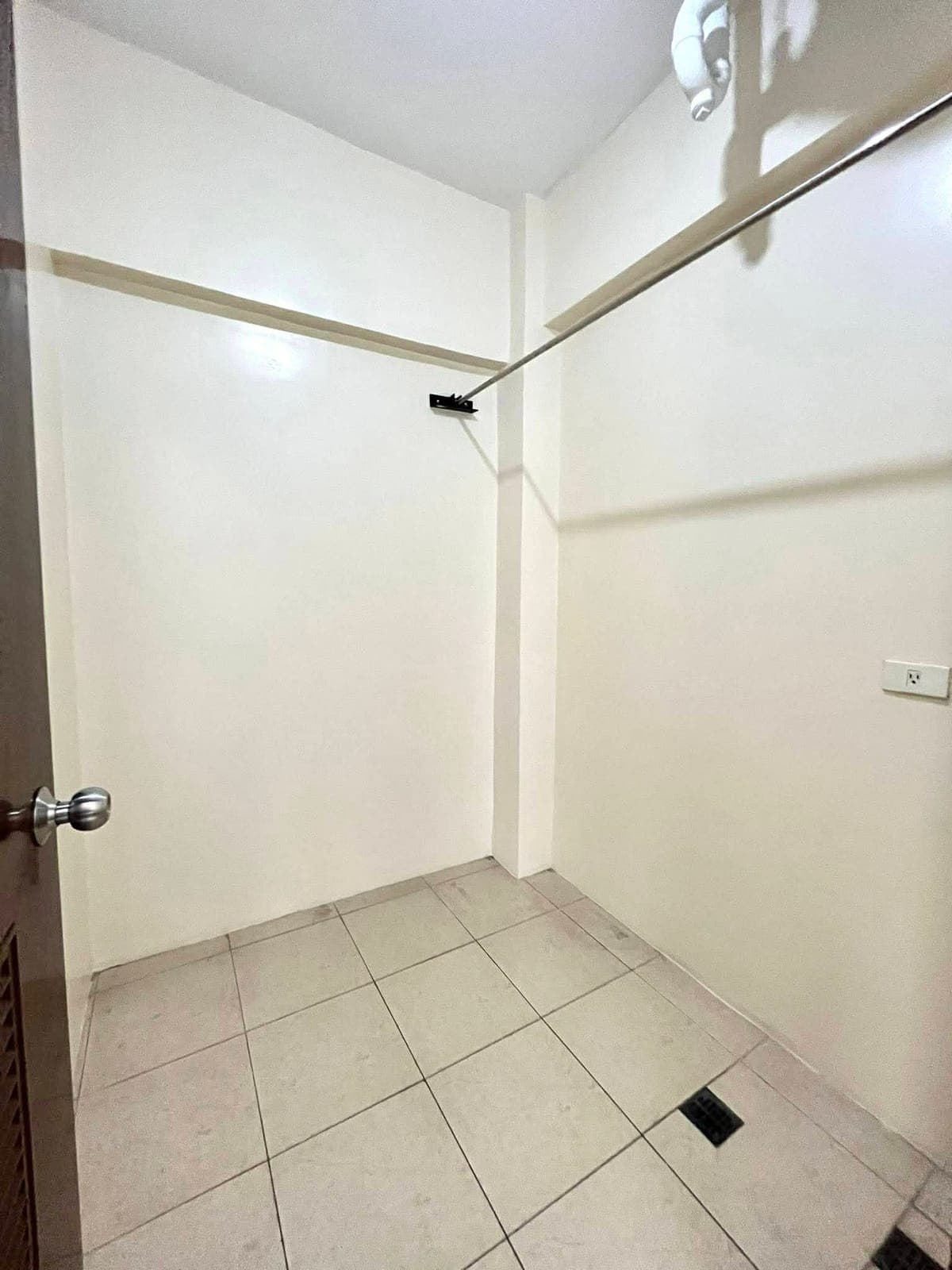 Condo Unit at Ridgewood Towers for RENT - photo 8