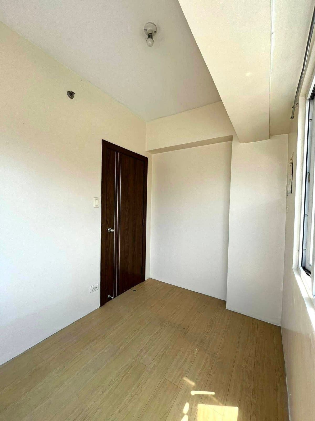 Condo Unit at Ridgewood Towers for RENT - photo 9