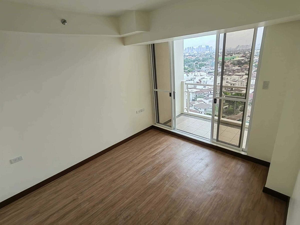 ₱65K MONTHLY ‼️ | 4BR WITH BALCONY + PARKING AT ALDER RESIDENCES – ACACIA ESTATES - photo 8