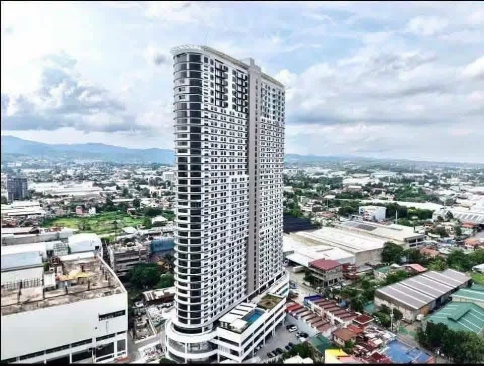 For Rent Furnished Studio Unit in J Tower Residences, beside SM City JMall, Mandaue City (No Parking) - photo 1