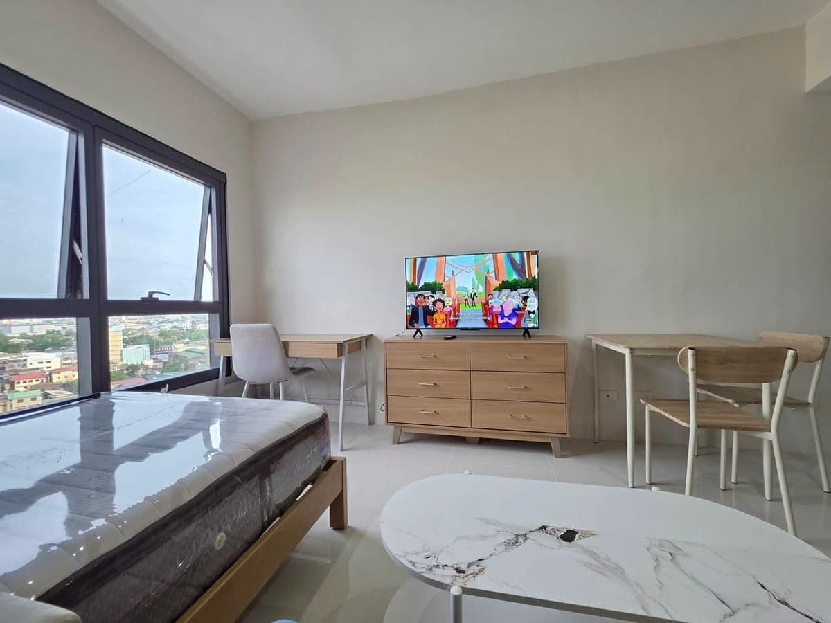 For Rent Furnished Studio Unit in J Tower Residences, beside SM City JMall, Mandaue City (No Parking) - photo 2