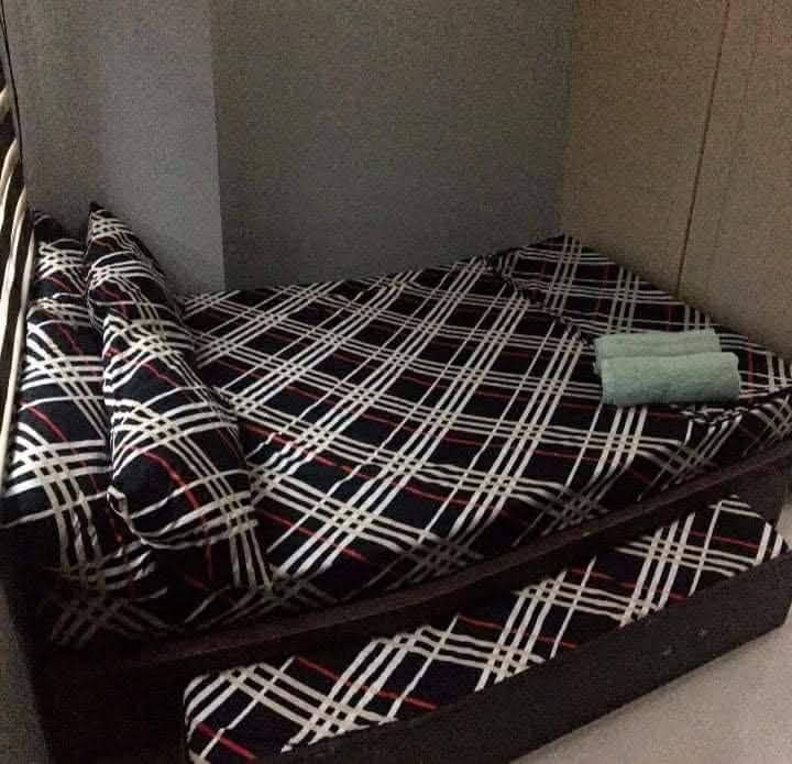 FOR RENT: ₱17,000 inclusive assoc dues - photo 11