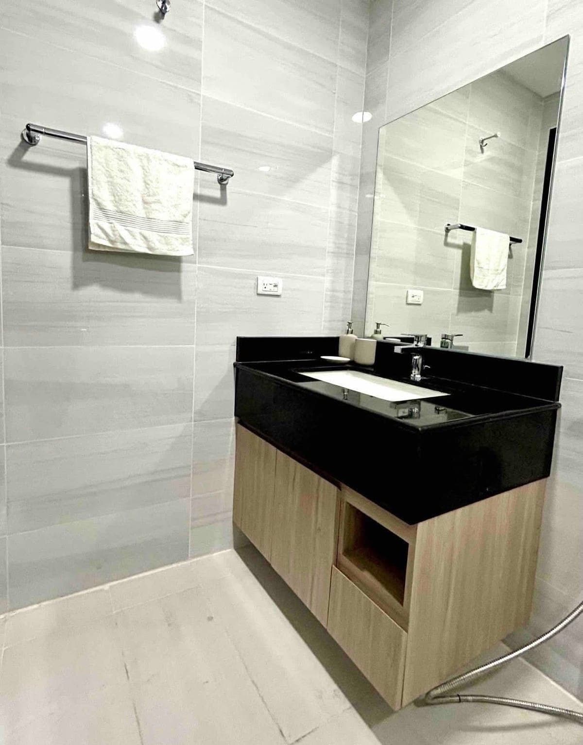 FOR RENT : THE VERANDA 1 BEDROOM - photo 3