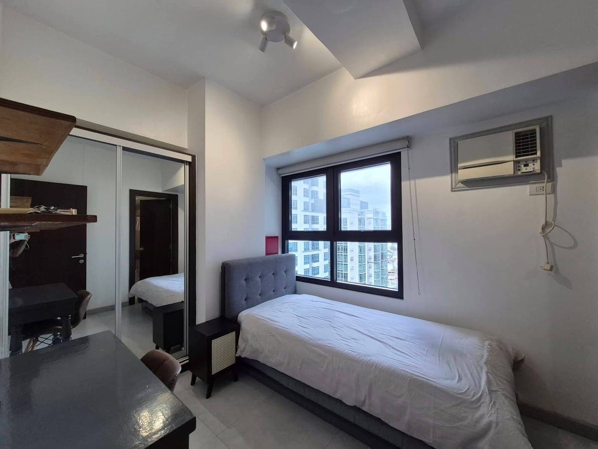 🏙️ FOR LEASE: Fully Furnished 2BR Loft at The Fort Residences, BGC - photo 1