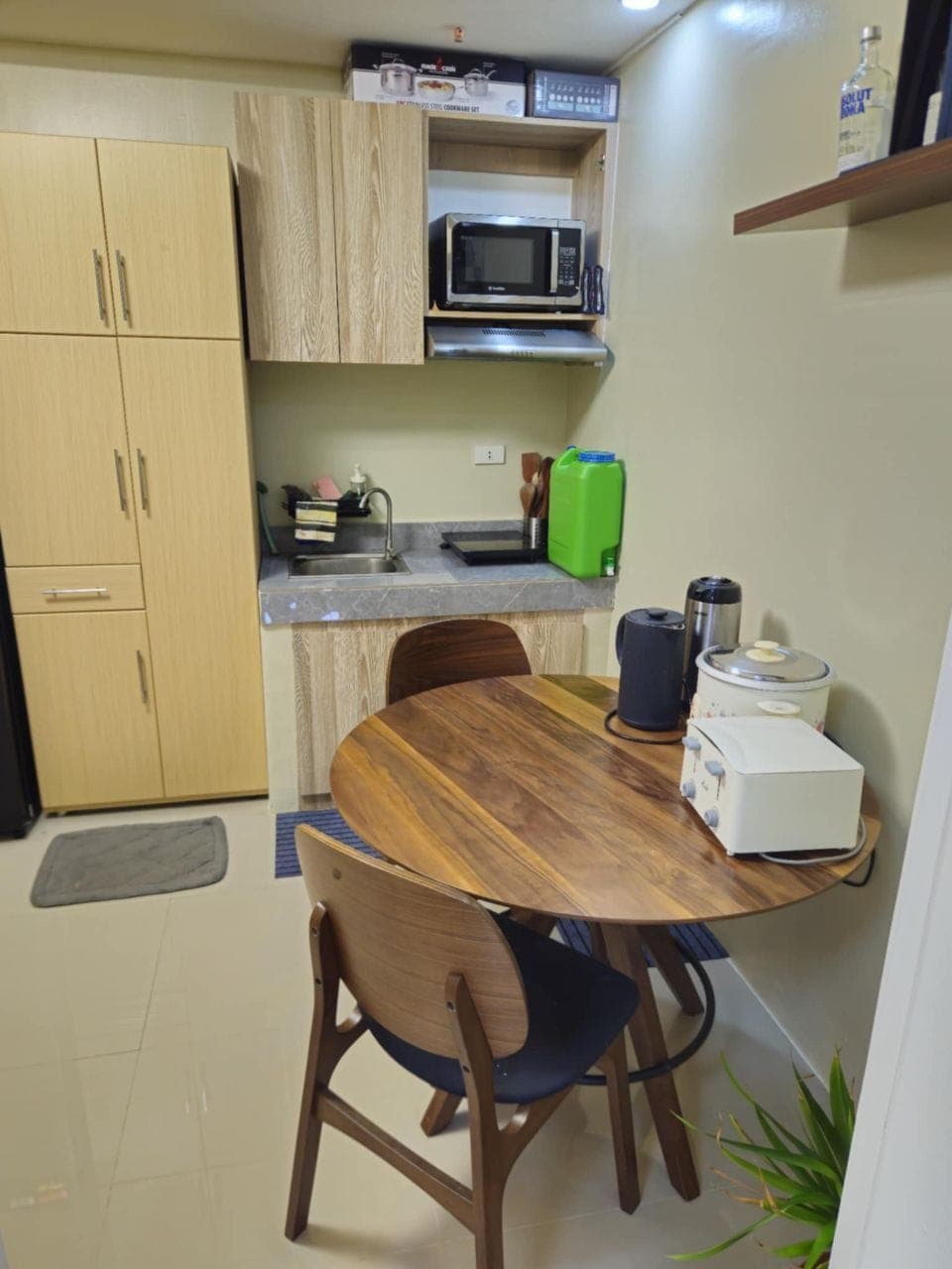 𝗙𝗢𝗥 𝗥𝗘𝗡𝗧 - photo 1