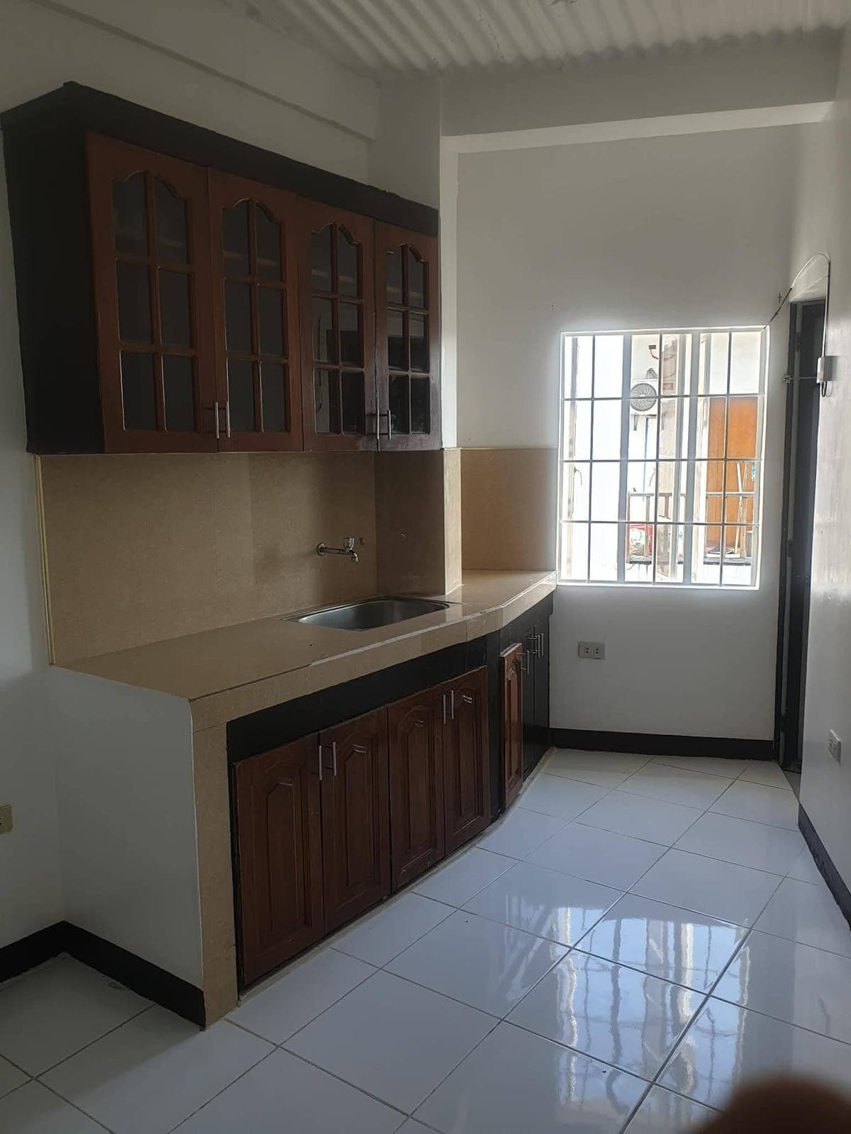 ROOM FOR RENT - photo 2