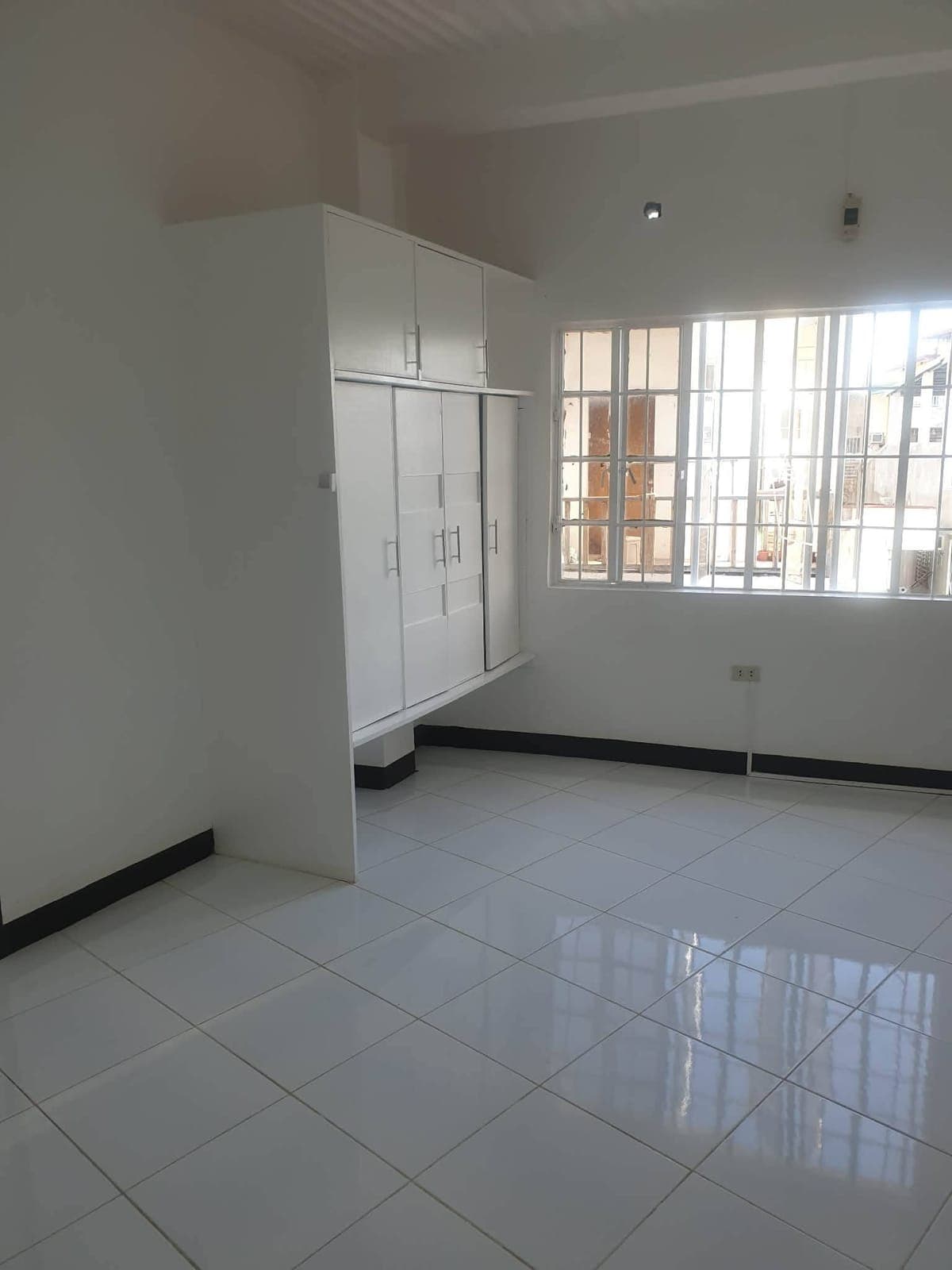 ROOM FOR RENT - photo 3