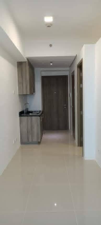 FOR RENT: Php 18,000/mo. Inclusive of association dues - photo 3