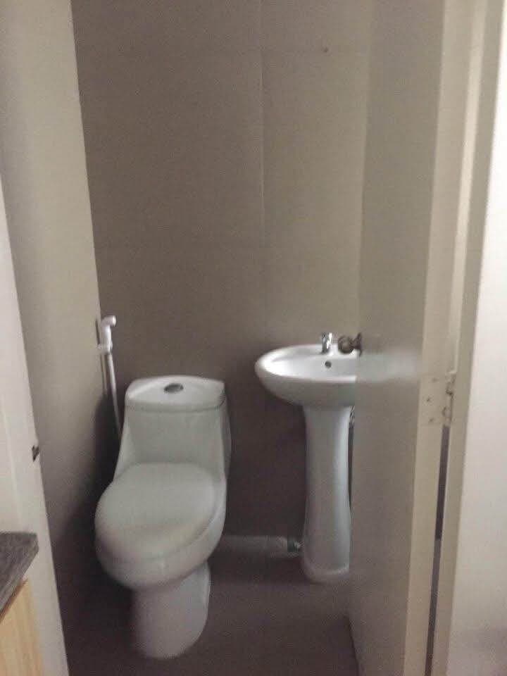 Open for Tenants: - photo 2