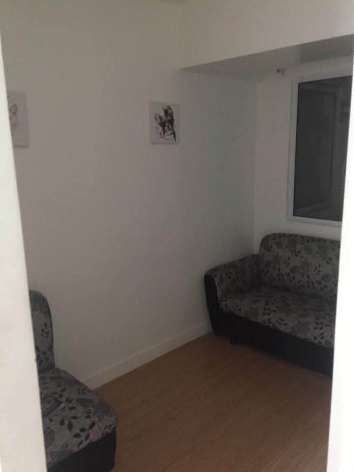 Open for Tenants: - photo 3