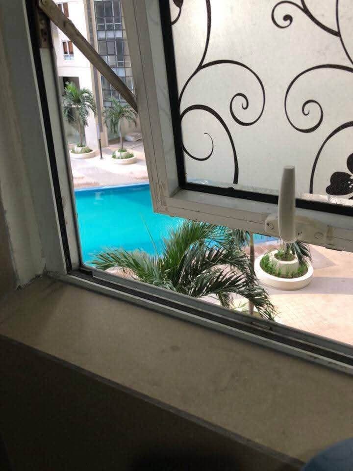 Open for Tenants: - photo 6