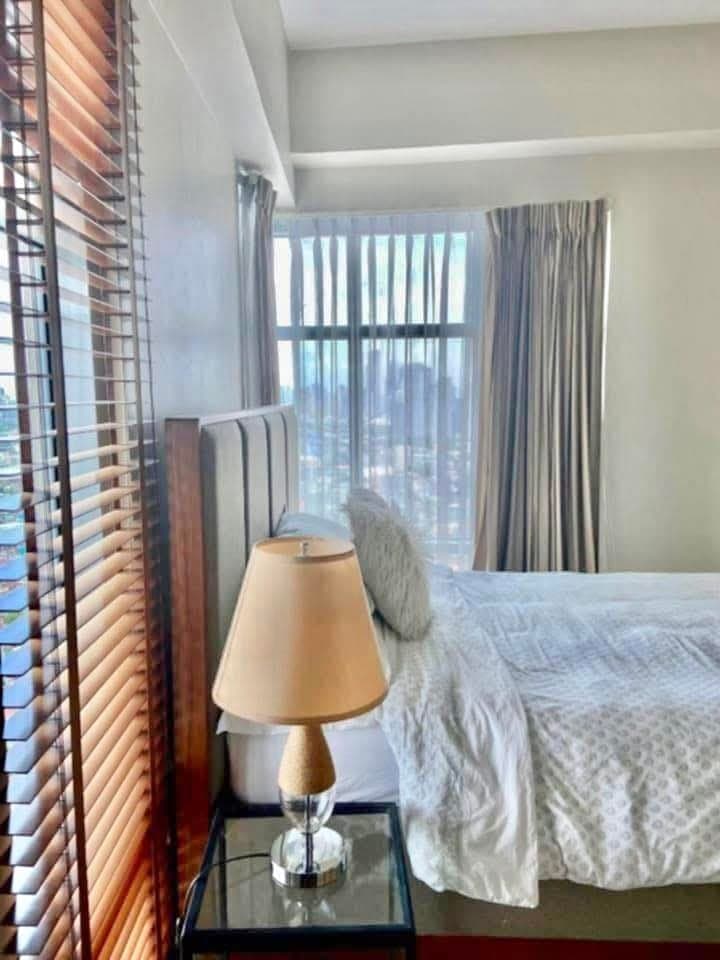 70K MONTHLY |  2-BEDROOM WITH BALCONY AT PARK WEST BGC‼️ - photo 3