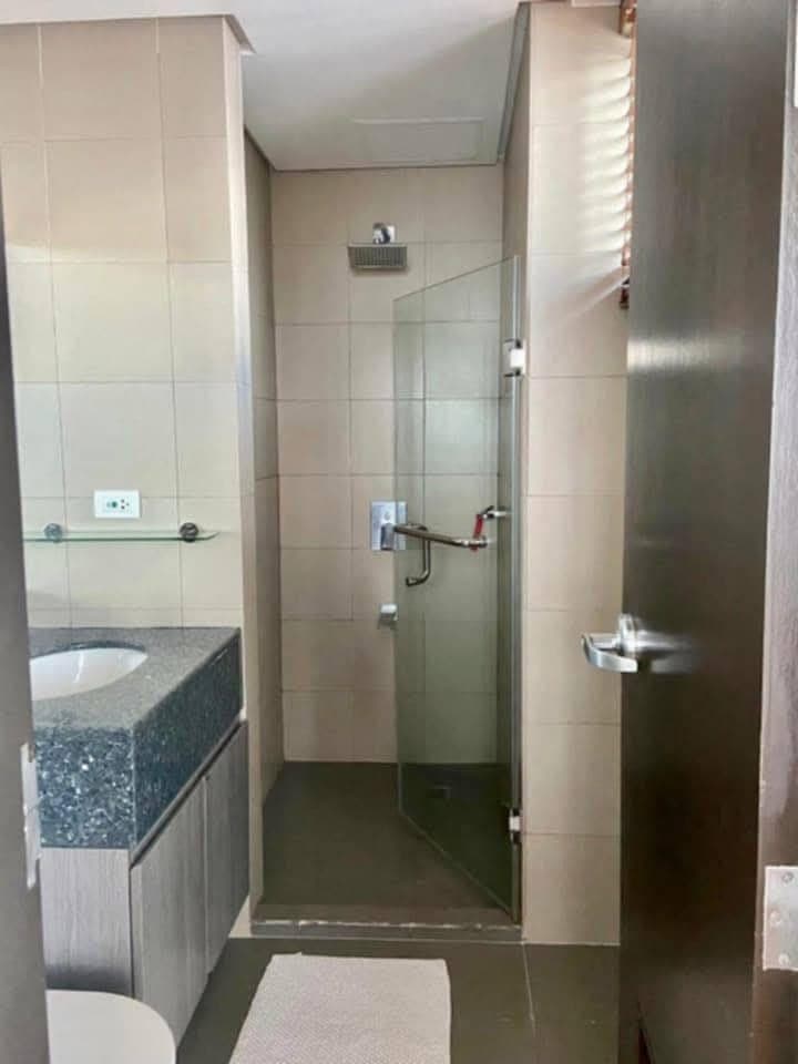 70K MONTHLY |  2-BEDROOM WITH BALCONY AT PARK WEST BGC‼️ - photo 4