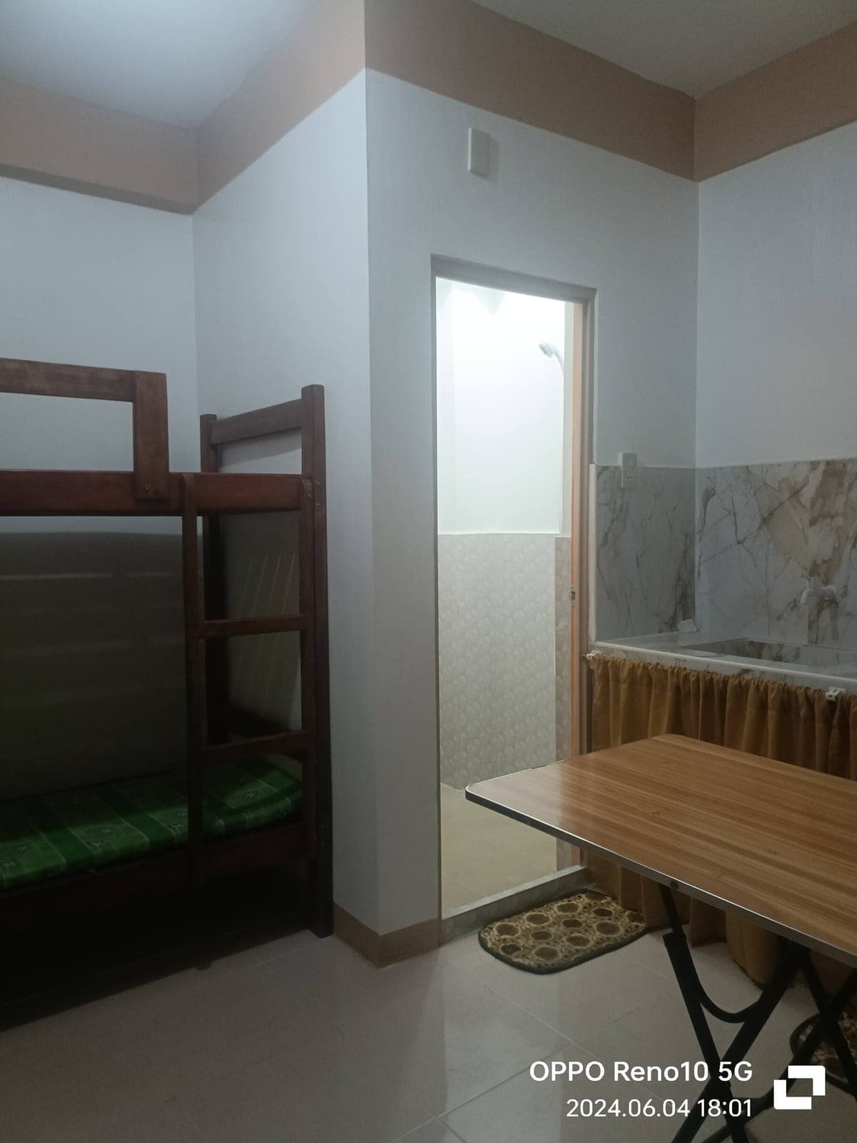 ROOM for RENT - photo 6