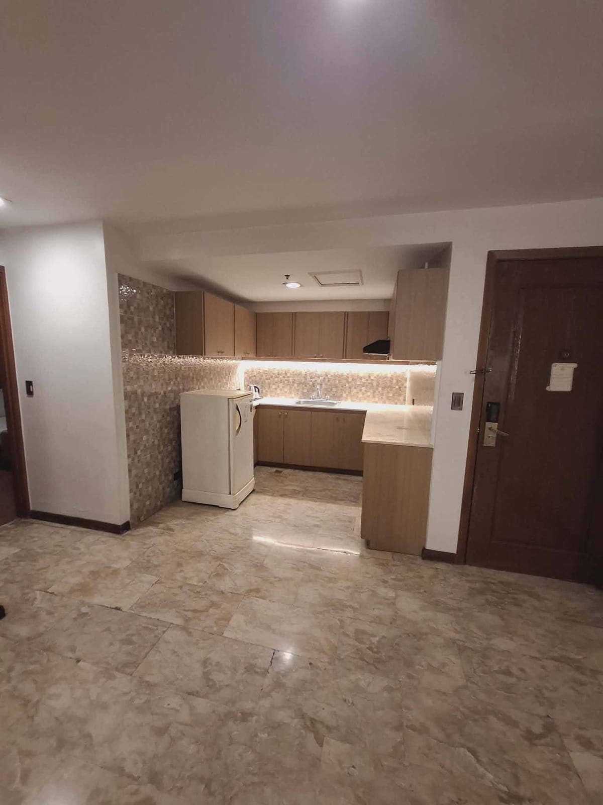 MARKDOWN:  30K/ month | 1 month adv 1 month dep - photo 8