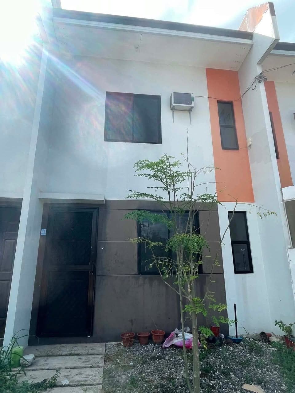 House for rent - photo 1
