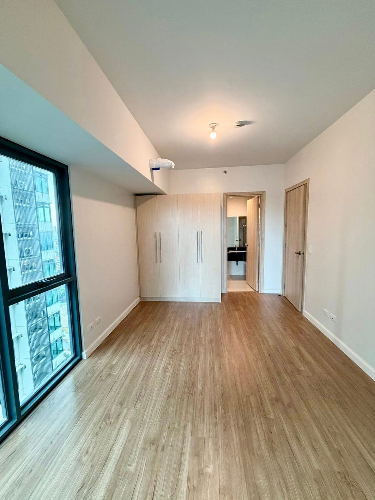 𝘼 𝙗𝙧𝙖𝙣𝙙 𝙣𝙚𝙬 𝙨𝙥𝙖𝙘𝙚 𝙧𝙚𝙖𝙙𝙮 𝙛𝙤𝙧 𝙞𝙩𝙨 𝙛𝙞𝙧𝙨𝙩 𝙘𝙝𝙖𝙥𝙩𝙚𝙧. - photo 1