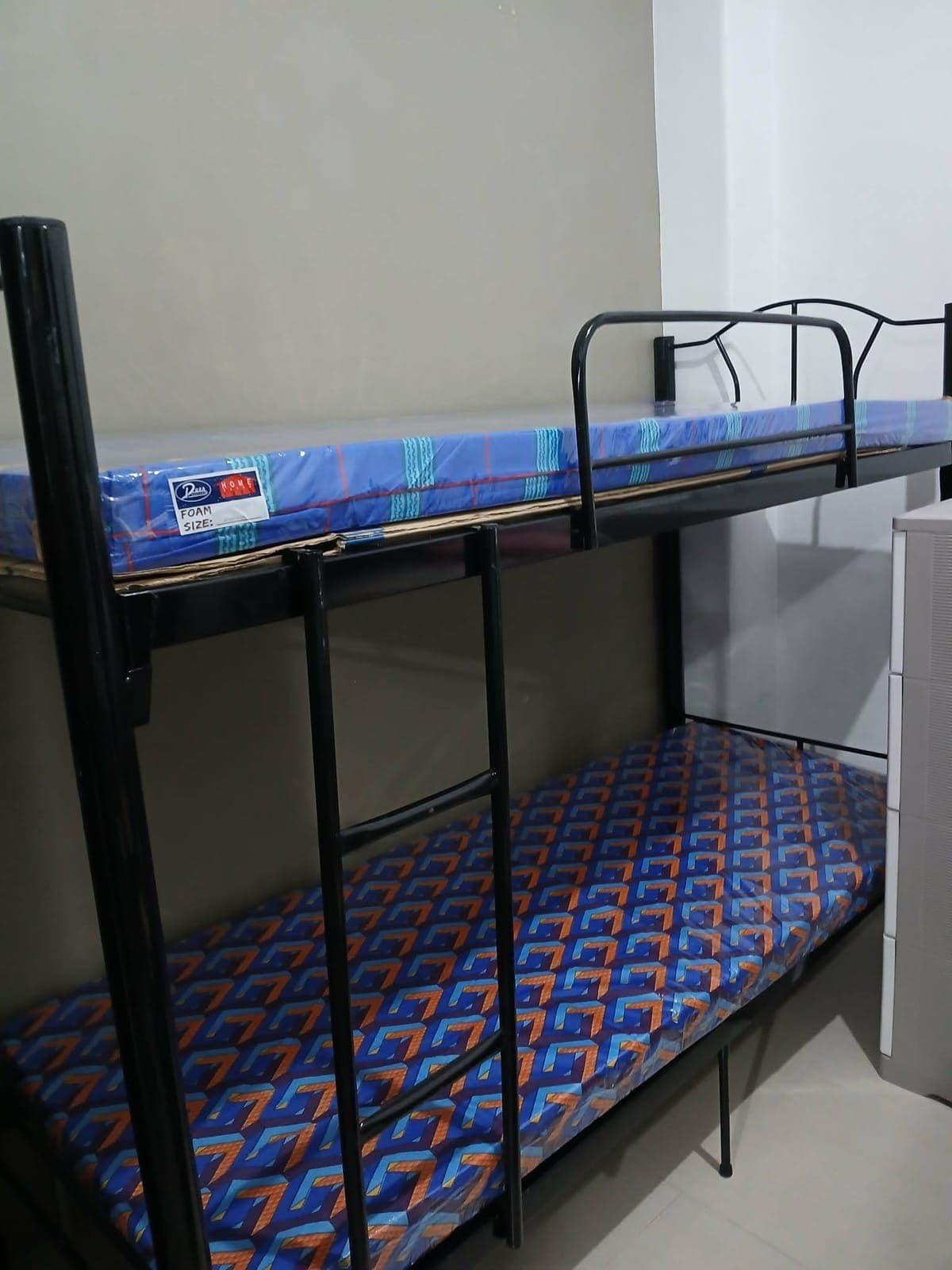 ALL Professional / Student Female Bedspace Wanted - photo 2