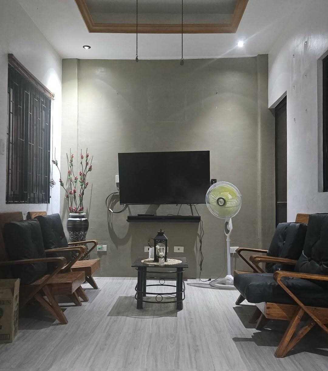 ALL Professional / Student Female Bedspace Wanted - photo 3