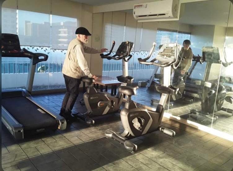 MURANG CONDO UNIT FOR RENT - photo 13