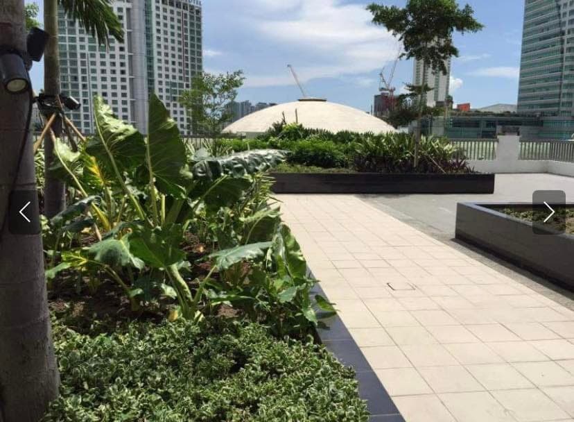 MURANG CONDO UNIT FOR RENT - photo 4