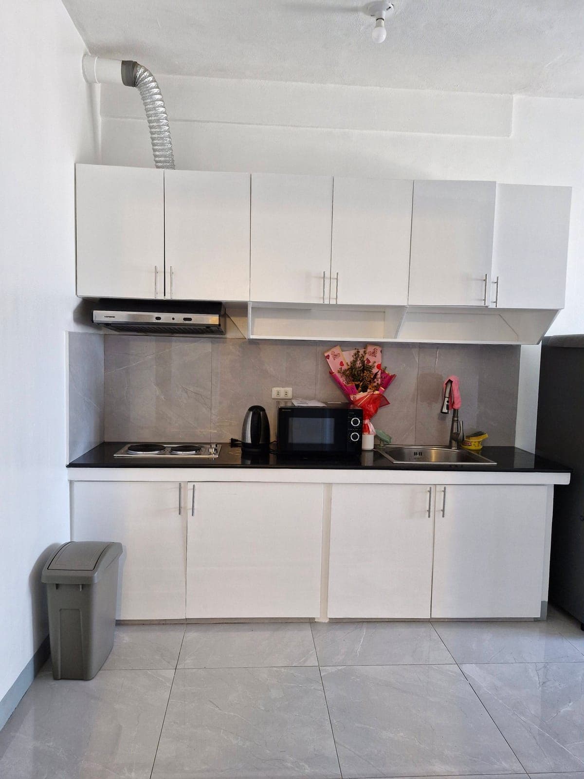 FOR RENT BURGUNDY Transpacific Place - photo 3