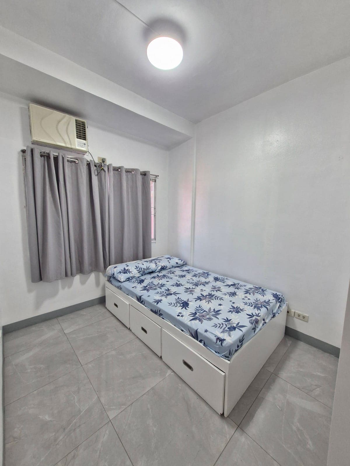 FOR RENT BURGUNDY Transpacific Place - photo 8