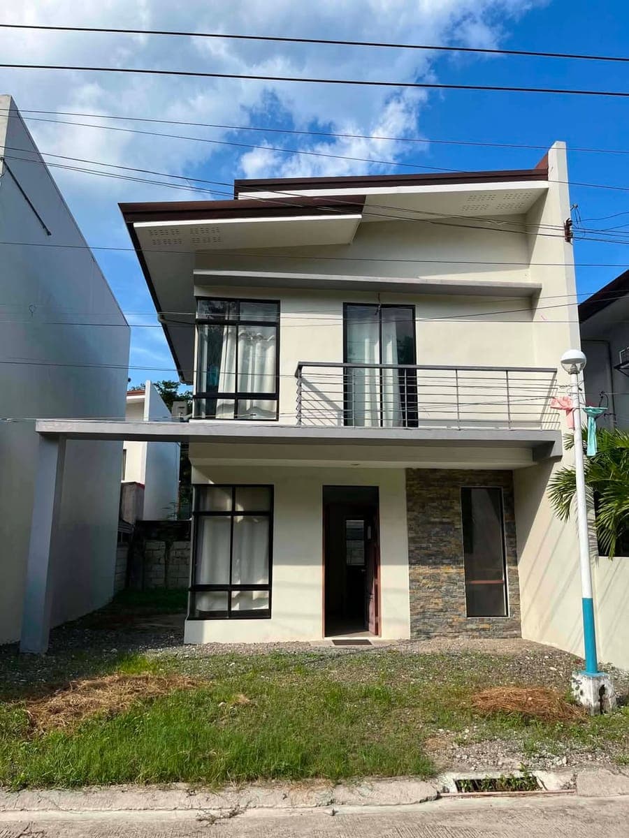 MODERN HOUSE FOR RENT SEMIFURNISH FOR ONLY 35K - photo 1