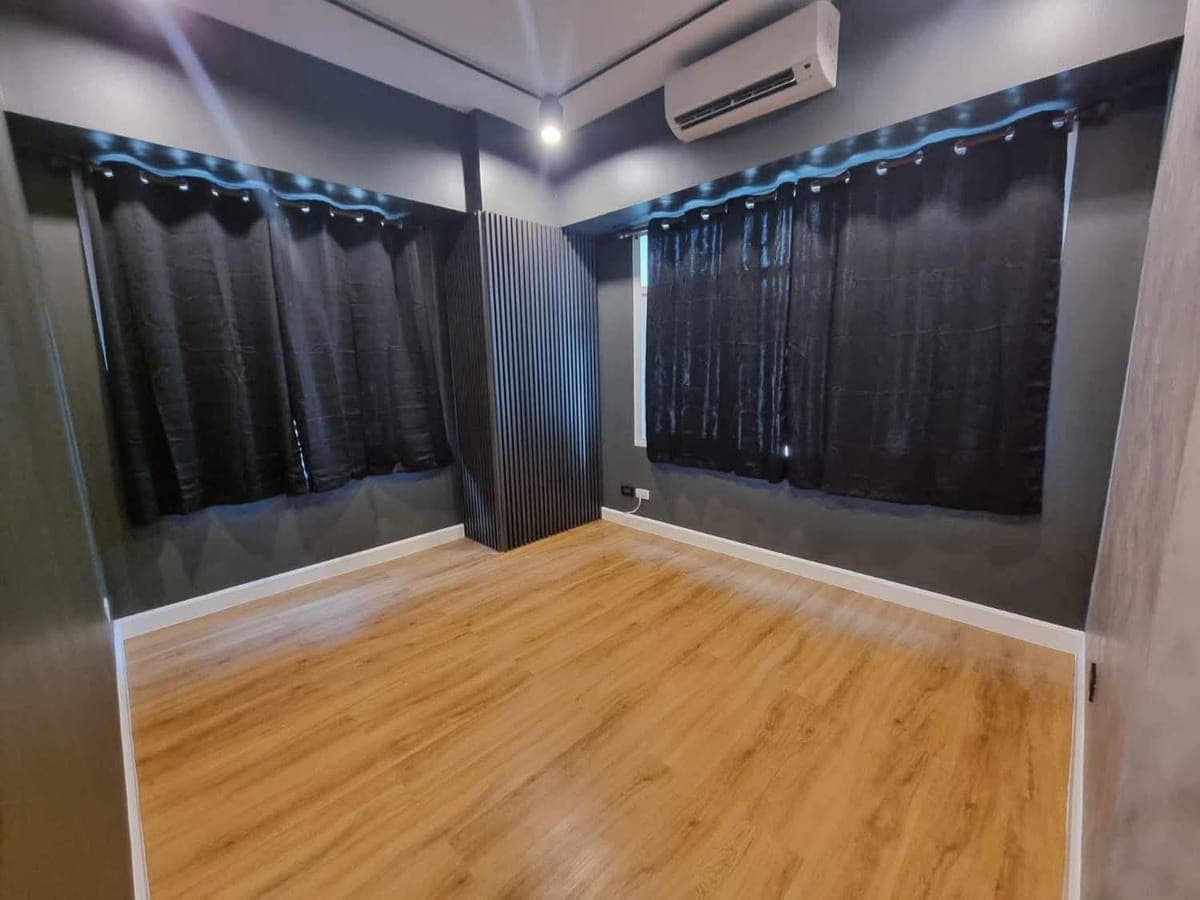 ‼️FOR LEASE 🏢Two Serendra Aston, 9th floor, BGC - photo 1