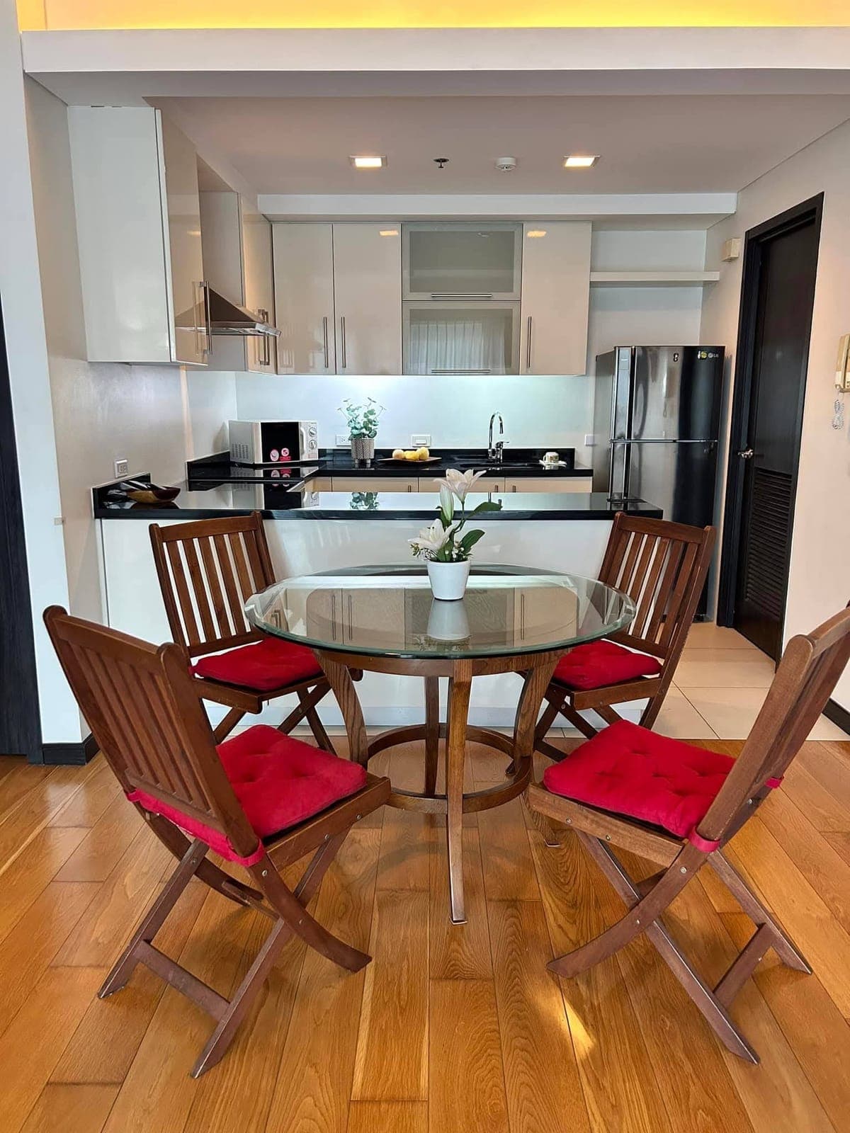 For lease: - photo 9