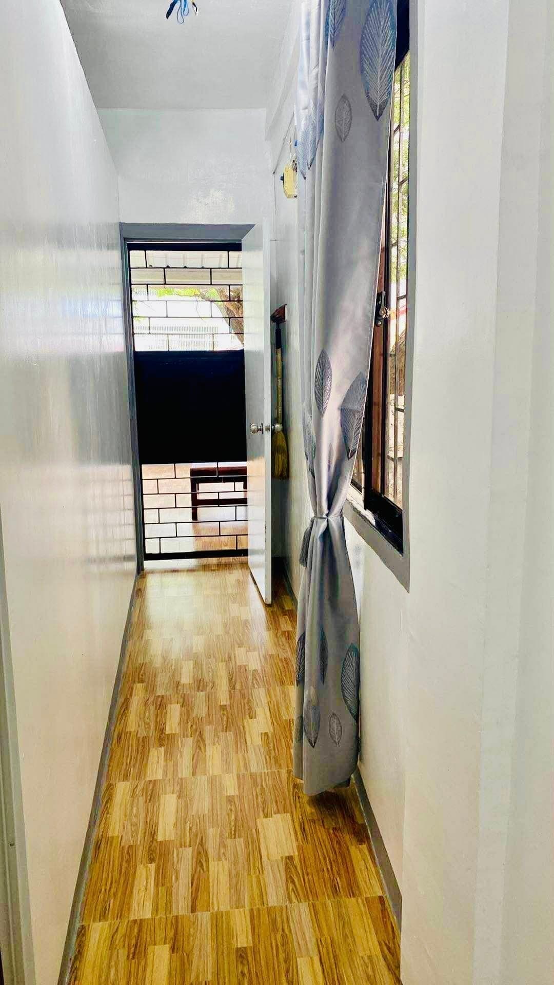 good day po baka may nag hahanap diyan ng maupahan kuarto,available po ang 1 room qu ngayon malapit... - photo 1