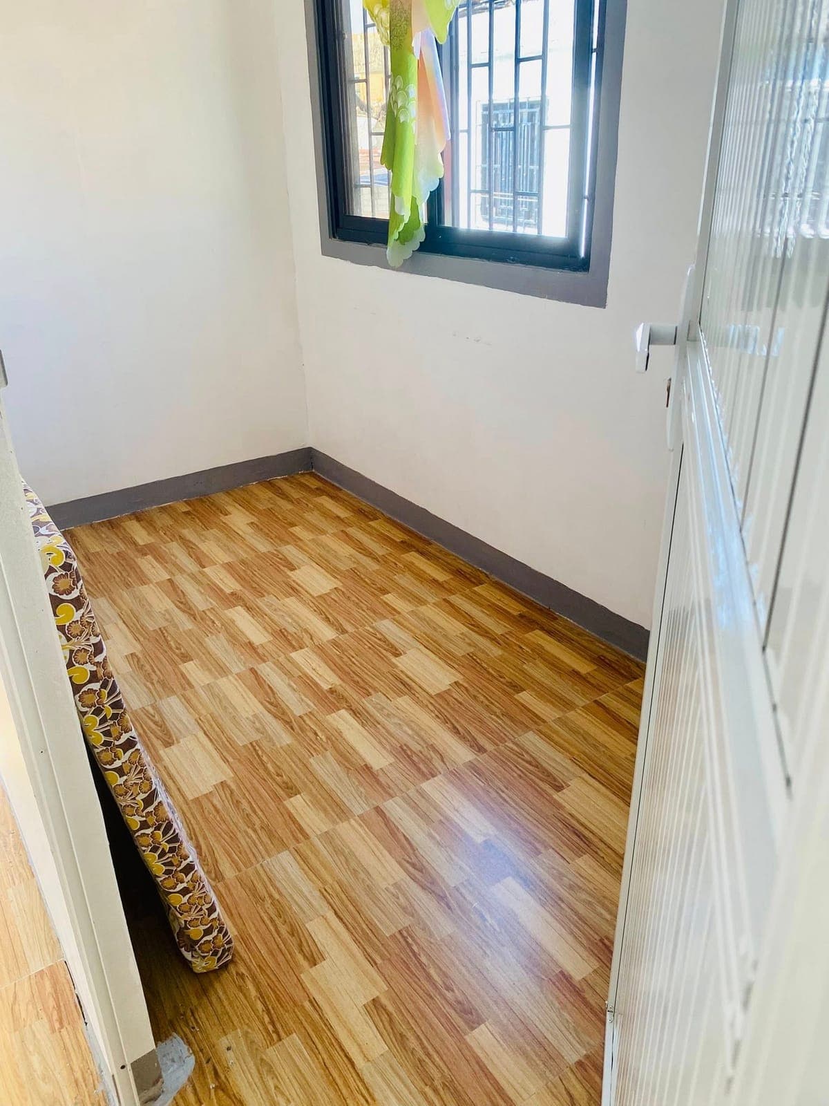 good day po baka may nag hahanap diyan ng maupahan kuarto,available po ang 1 room qu ngayon malapit... - photo 7