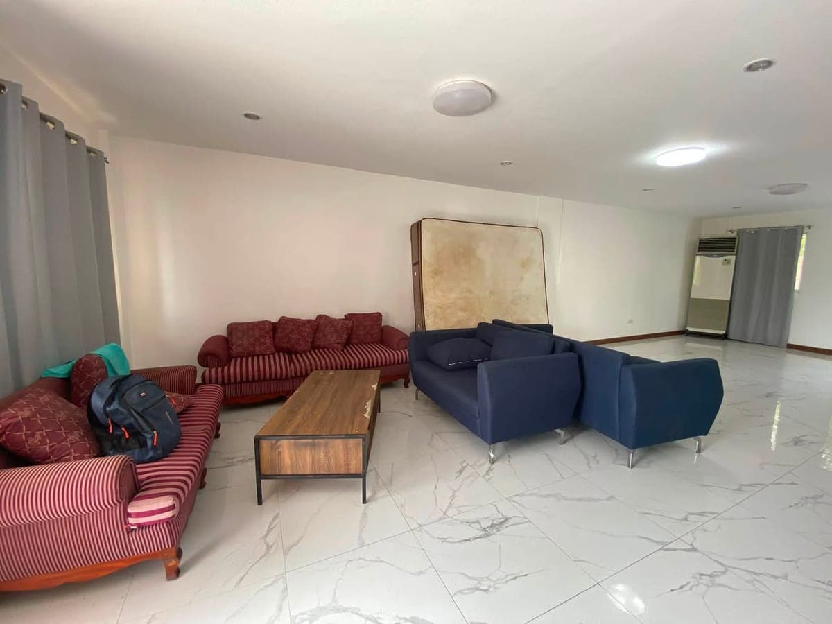3 bedrooms - photo 2
