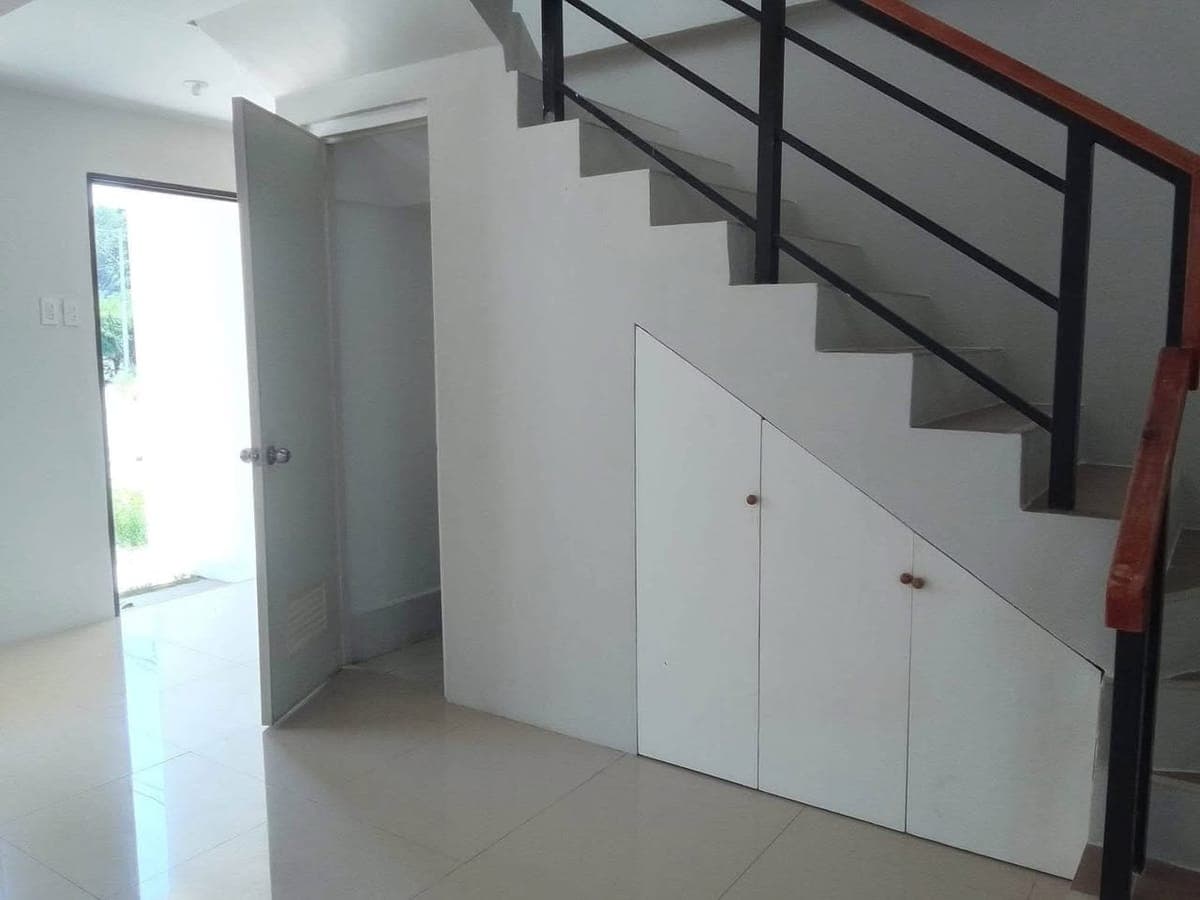 FOR RENT: Bamboo Lane 3-storey - photo 5