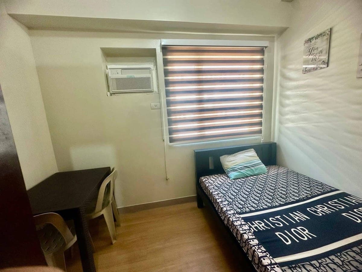 1-BEDROOM FOR RENT ₱10,000 ONLY!!! - photo 2