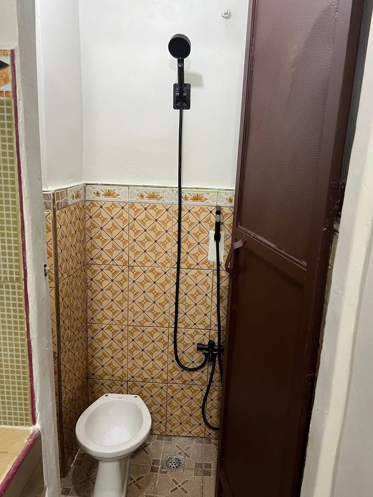 ROOM FOR RENT READY FOR OCCUPANCY✨ - photo 3