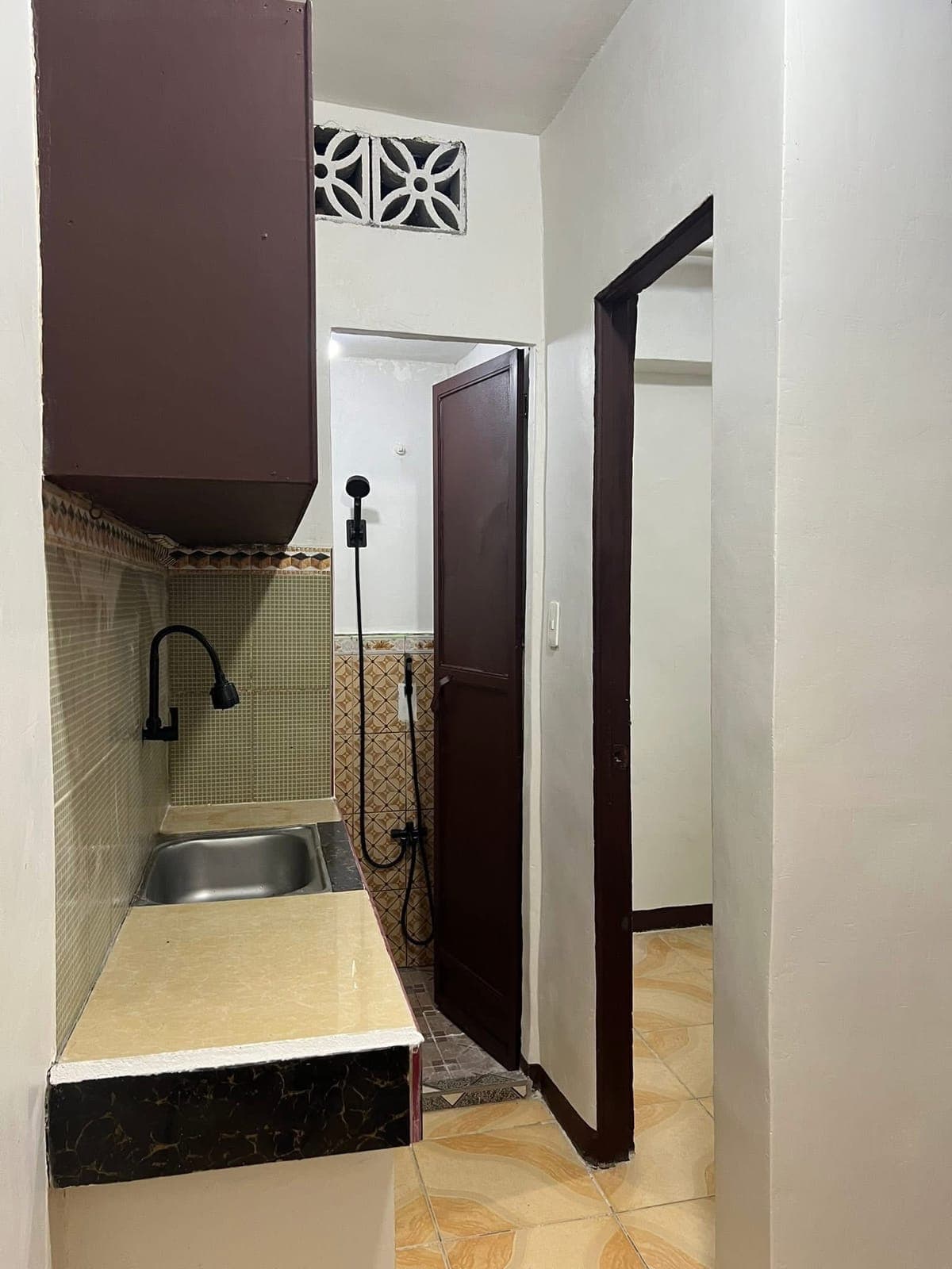 ROOM FOR RENT READY FOR OCCUPANCY✨ - photo 7