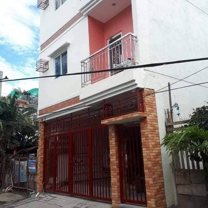 We have available small room unit ready for move-in  on May 7,2026 Rooftop unit 6A . 7000/month ,,1m... - photo 3