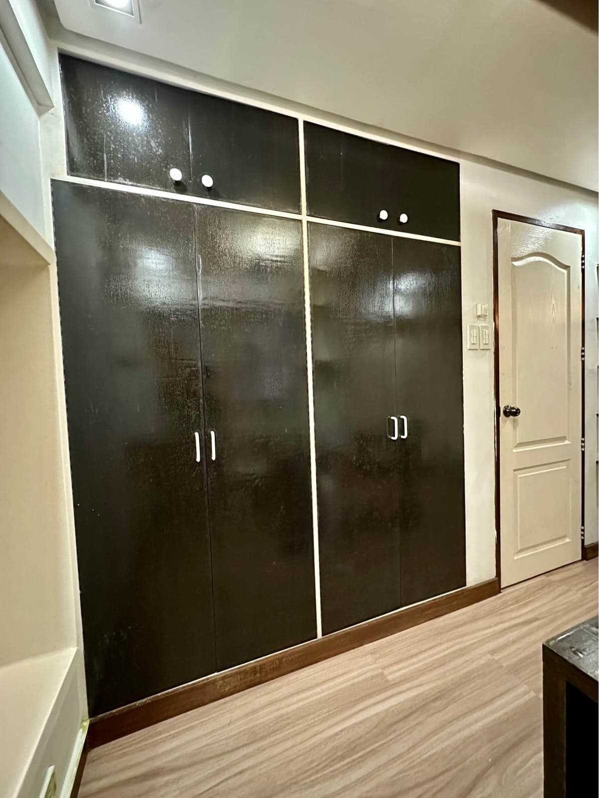 2BR Victoria Tower for RENT - photo 1