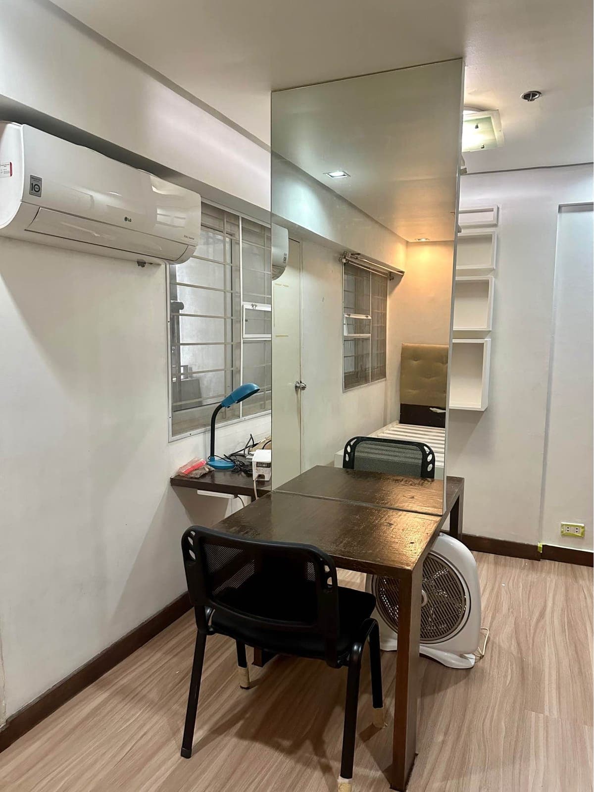 2BR Victoria Tower for RENT - photo 8