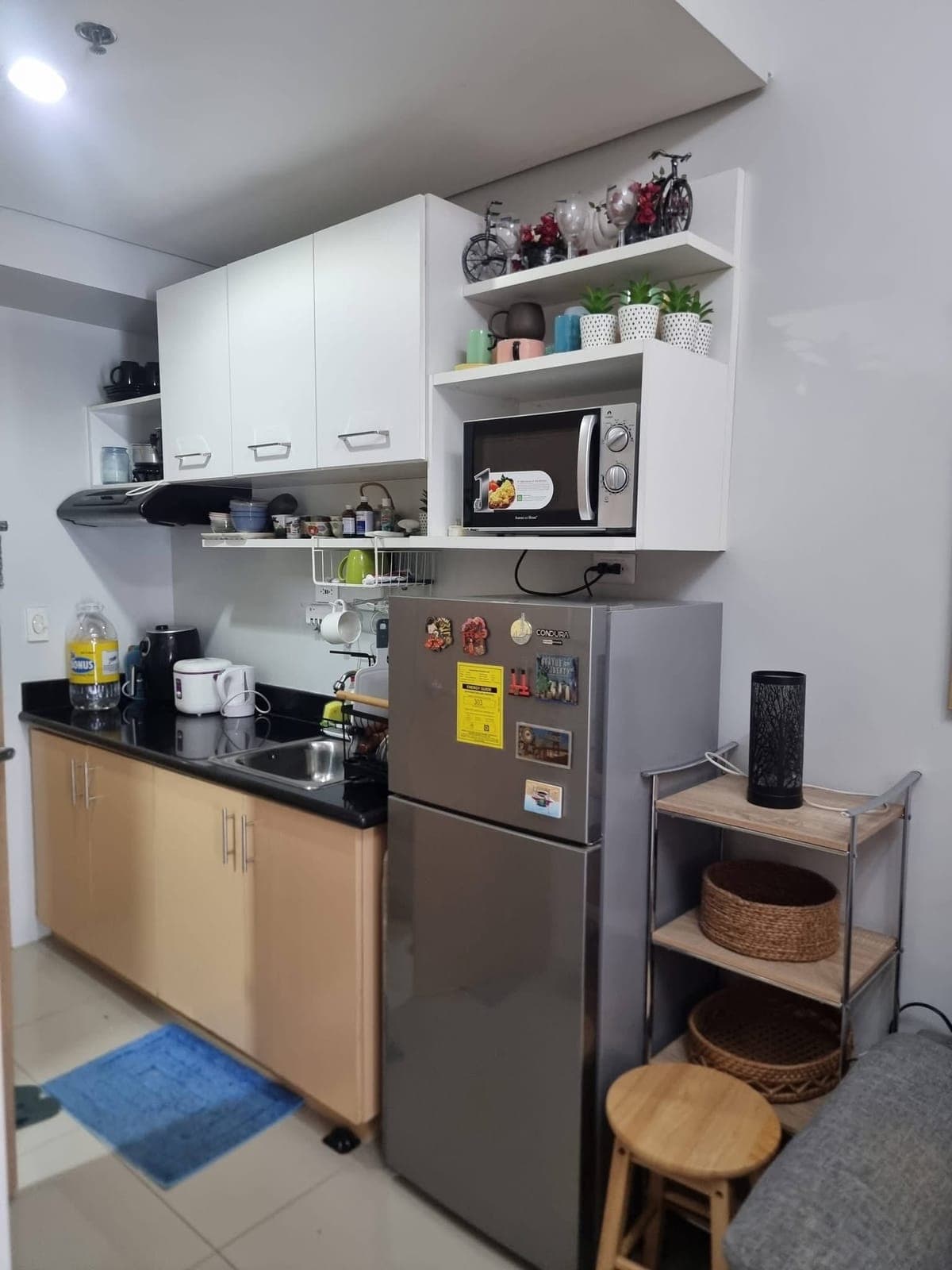 FOR RENT: Condo 1-Bedroom with Balcony & Parking Slot. - photo 9