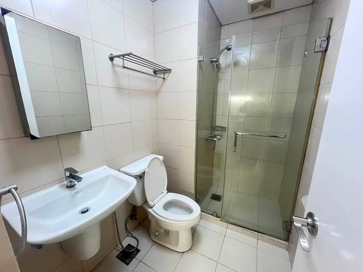 APARTMENT FOR RENT - photo 2