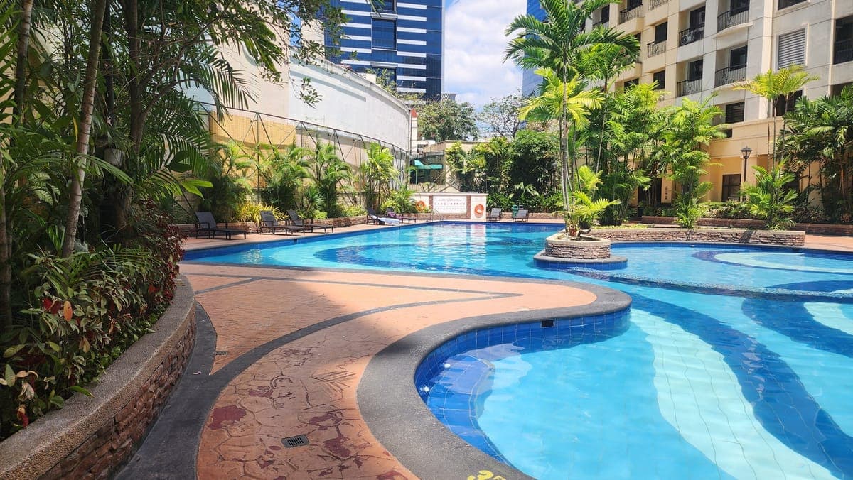 🏢 FOR RENT: 1BR Condo at Forbeswood Heights Taguig City - photo 2