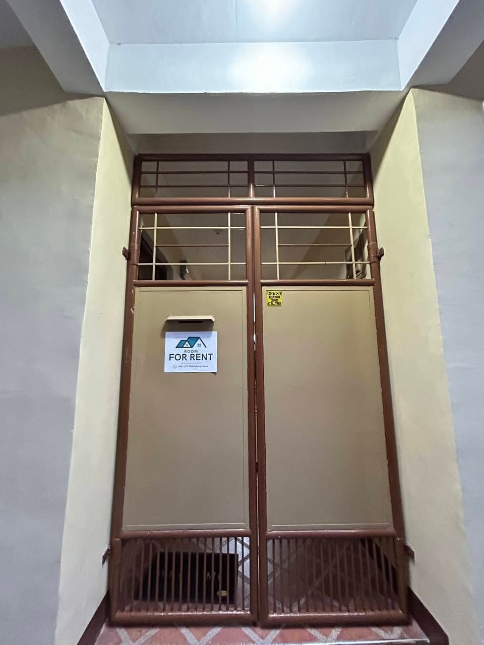 ROOM For RENT - photo 1